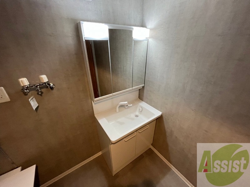 洗面設備　シャンプードレッサーで身支度もラクラクです！