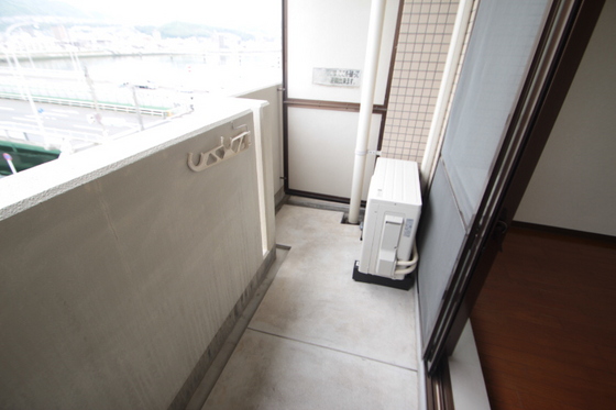 バルコニー　※別部屋の写真です