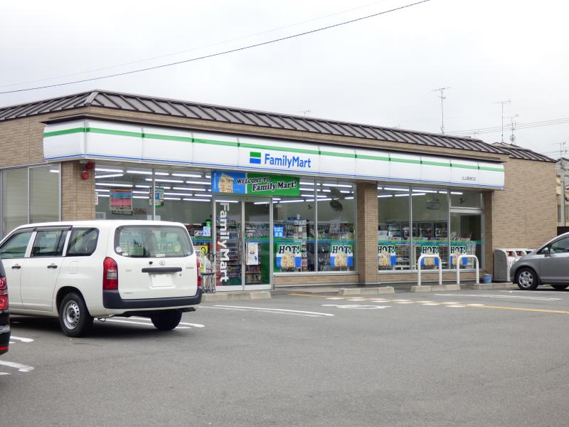 コンビニ　ファミリーマート 北山栗栖町店（コンビニ）まで347m