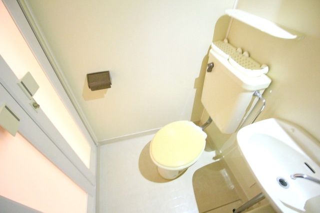 トイレ　★お部屋探しは株式会社タウンハウジング東京まで★