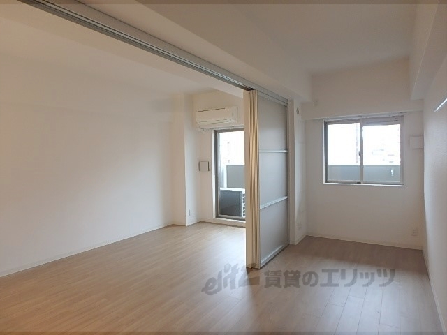 居室・リビング　洋室