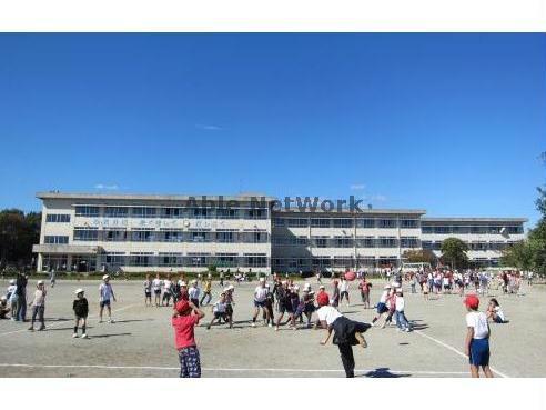 小学校　豊川市立豊小学校（小学校）まで1861m