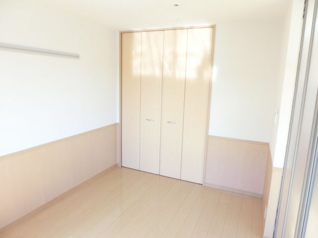 その他部屋・スペース　リビング横のお部屋です。