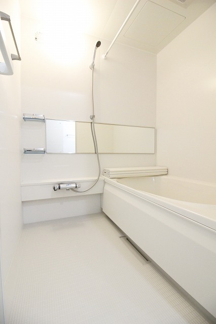 アチャラナータ_内装_2