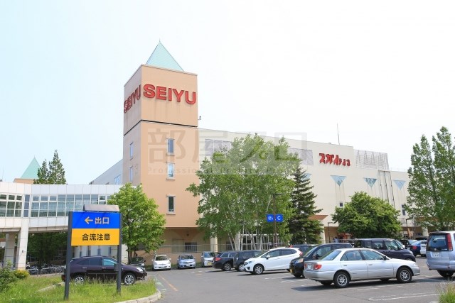 ショッピングセンター　イオン札幌手稲駅前ショッピングセンター（ショッピングセンター）まで582m