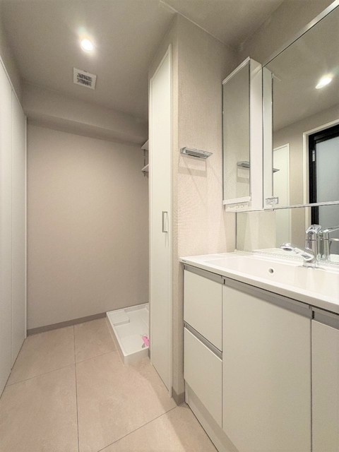 洗面設備　洗面室