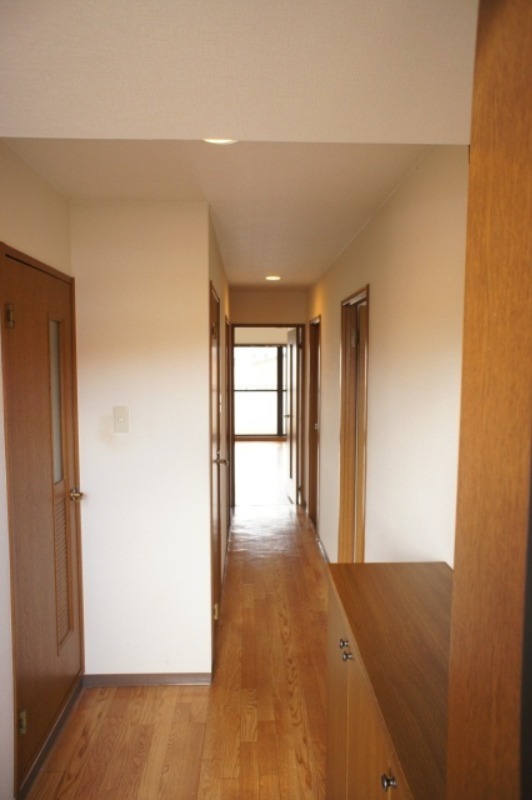 玄関　図面と現状に相違がある場合には現状を優先