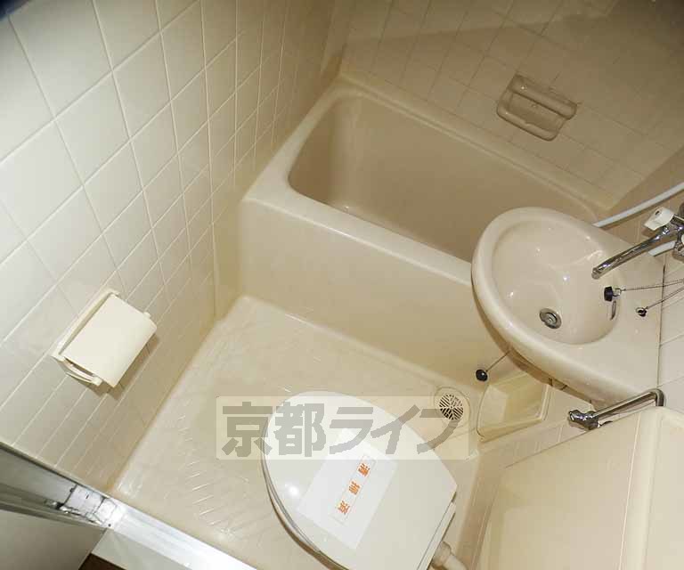 バス・シャワールーム　ユニットバスです。