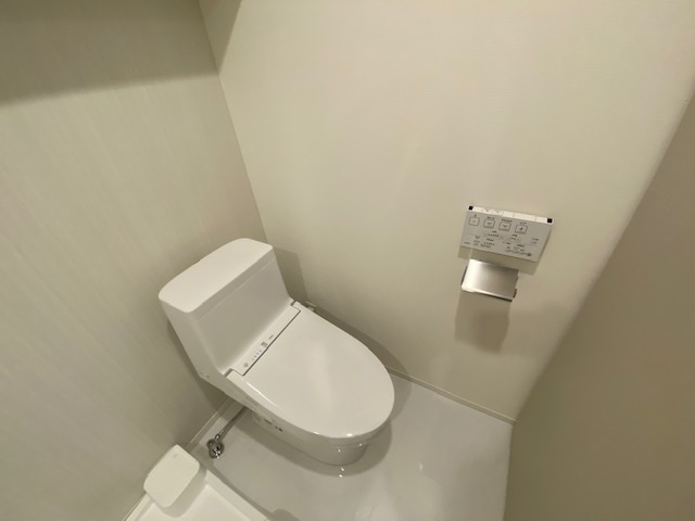 トイレ　※別部屋参考写真