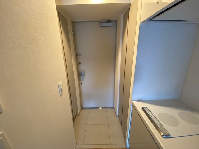 玄関　※別部屋参考写真