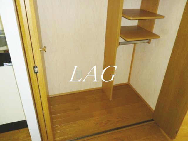 収納　収納（同仕様）です。