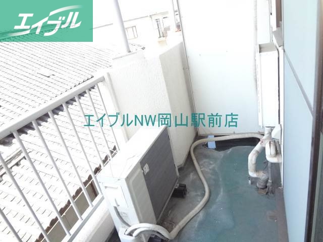 バルコニー　同じ物件の類似部屋の写真です。現状を優先します。