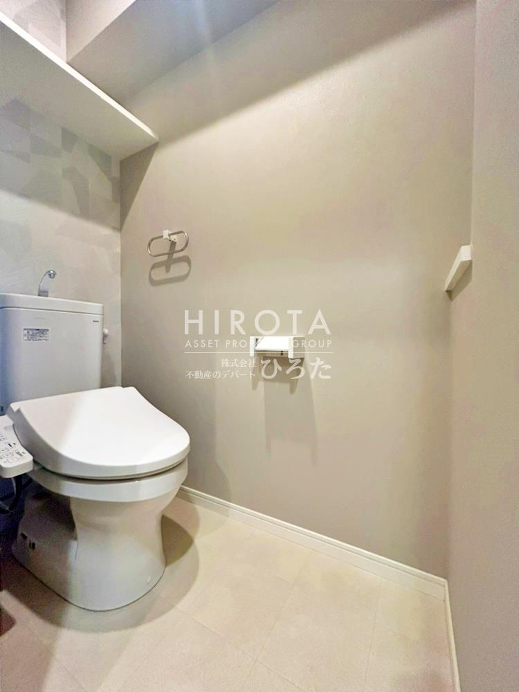トイレ　※同仕様写真※