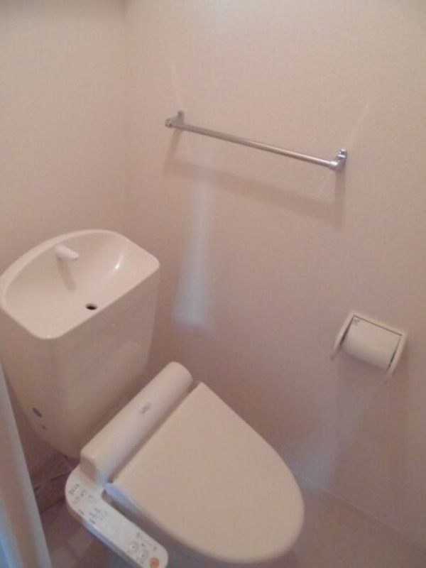 トイレ　図面と現状に相違がある場合には現状を優先