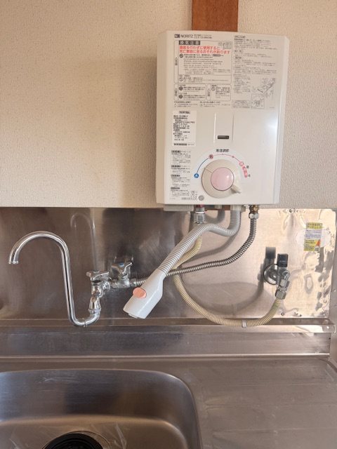 キッチン　湯沸し器