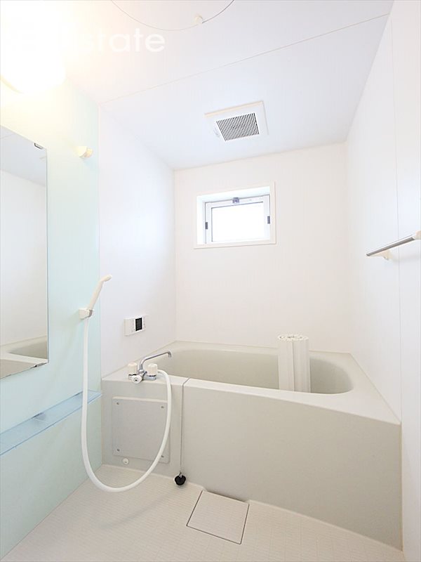 バス・シャワールーム　バスルーム