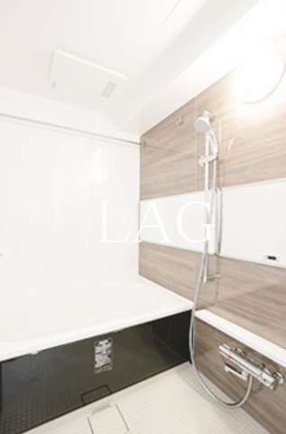 バス・シャワールーム　お風呂です。