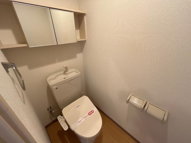 トイレ　トイレ