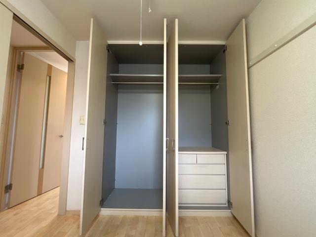 収納　クローゼット