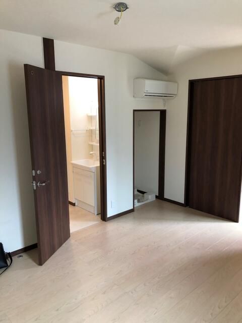 居室・リビング　使いやすい居間です