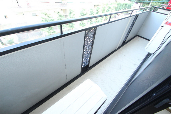 バルコニー　※別部屋の写真です