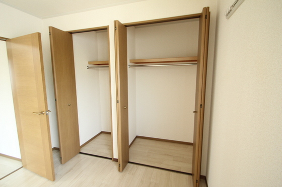 収納　※別部屋の写真です