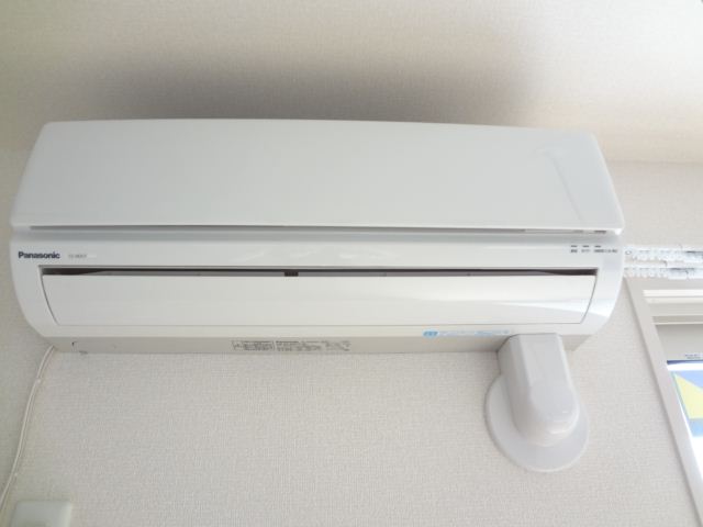 その他設備　リビングにはエアコンが付いてます。