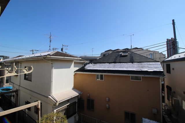 眺望　お部屋からの景色です！圧迫感がないので暮らしやすい♪