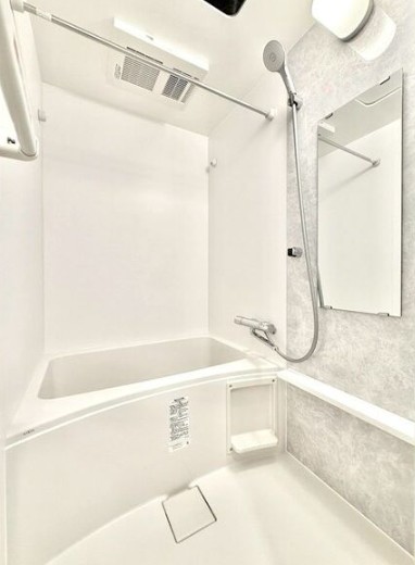 バス・シャワールーム　別室の参考写真です。※現況優先