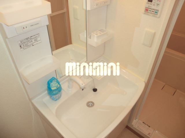 洗面設備　シャンプードレッサー