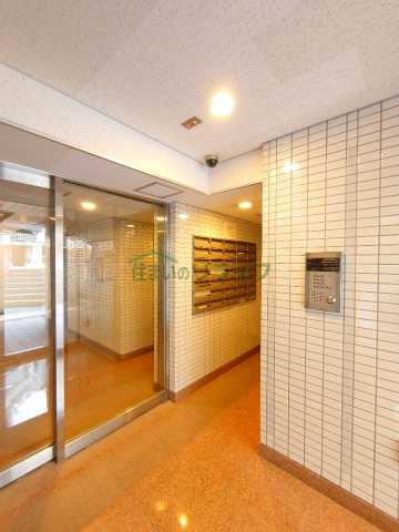 エントランス　リライフ下北沢店