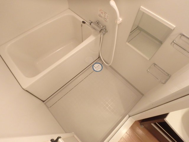 バス・シャワールーム　浴室です