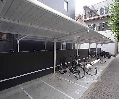 その他共有部分　屋根付き駐輪場です