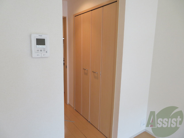 収納　収納スペースはコチラ。中が気になりますね～。