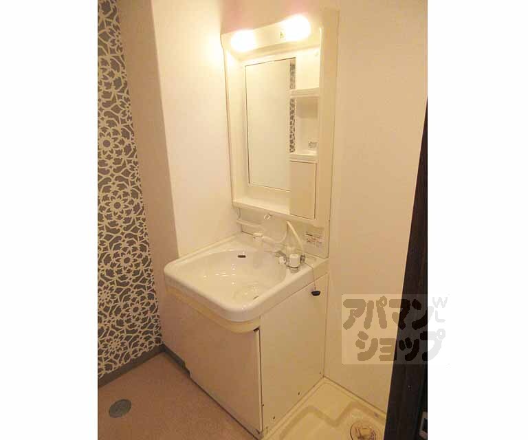 洗面設備　機能性・な洗面台です。