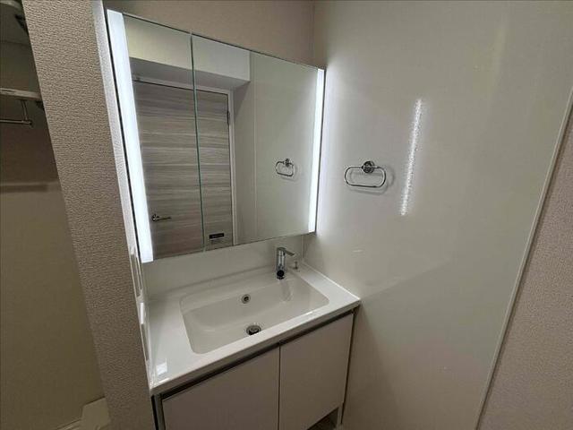 洗面設備　同仕様