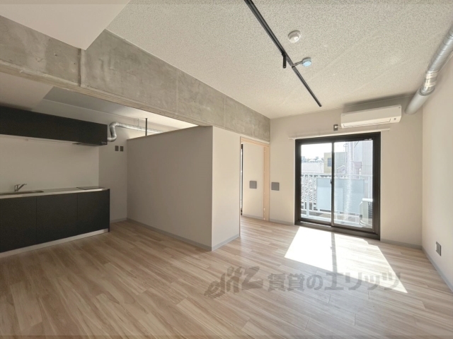 居室・リビング　洋室