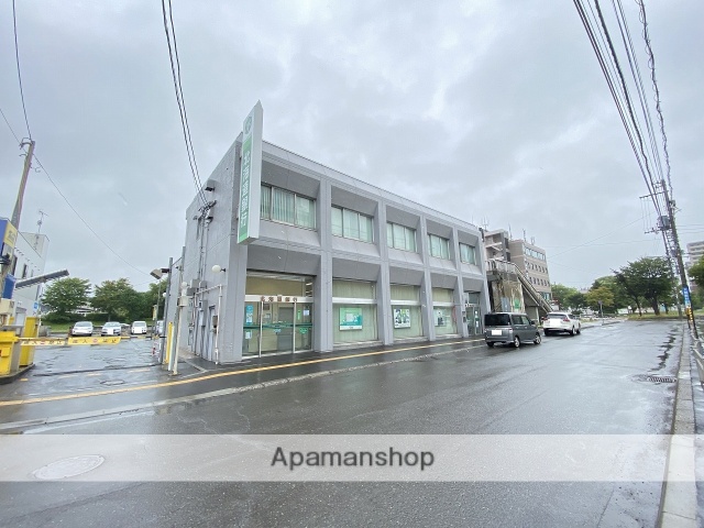 銀行　北海道銀行　北広島支店（銀行）まで1030m
