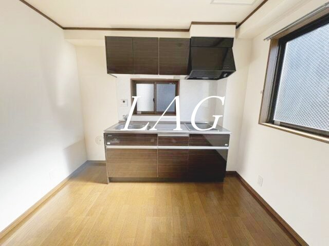 キッチン　キッチンです。