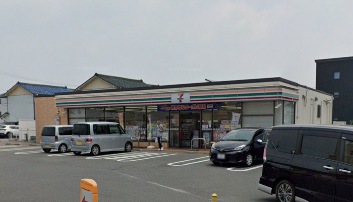 コンビニ　セブンイレブン名古屋西味鋺2丁目店（コンビニ）まで243m