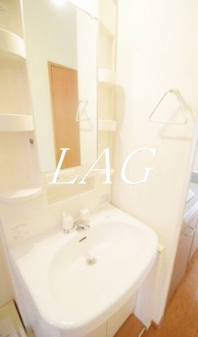 洗面設備　洗面台です。