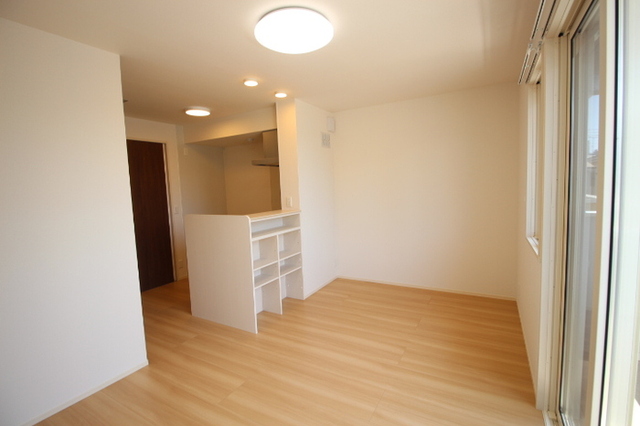 居室・リビング　２０３　ＬＤＫ