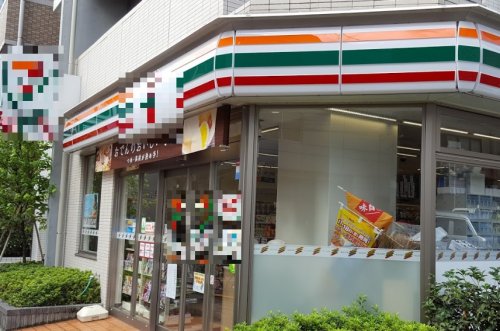 コンビニ　セブンイレブン文京湯島2丁目店（コンビニ）まで190m