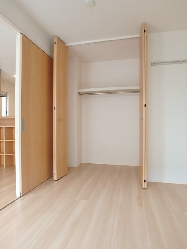 収納　図面と現状に相違がある場合には現状を優先