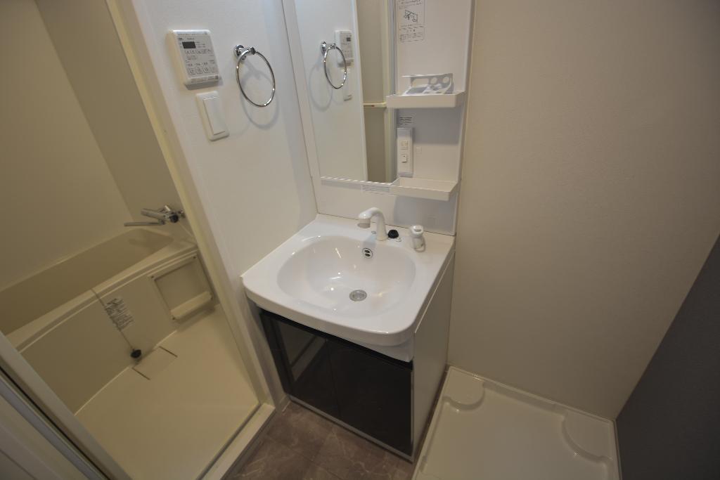 洗面設備　洗髪洗面化粧台