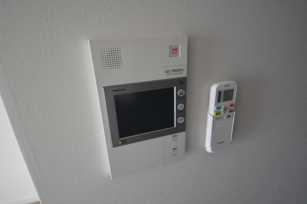 セキュリティ　カメラ付インターホン