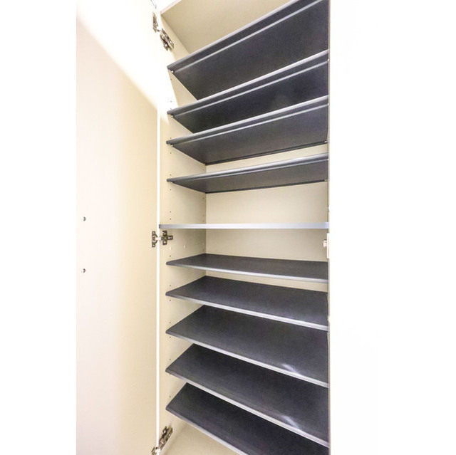 収納　シューズボックス