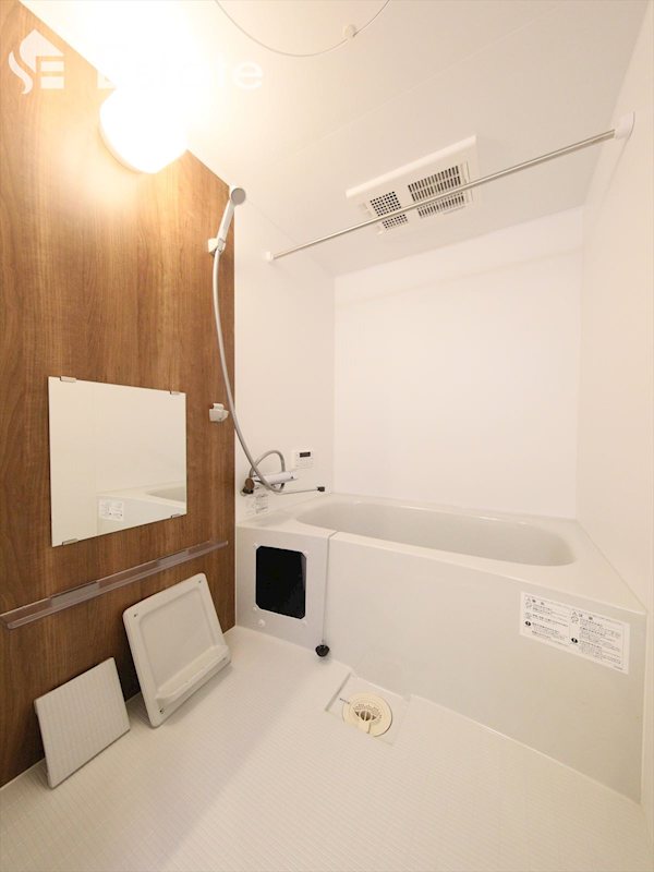 バス・シャワールーム　同仕様内装
