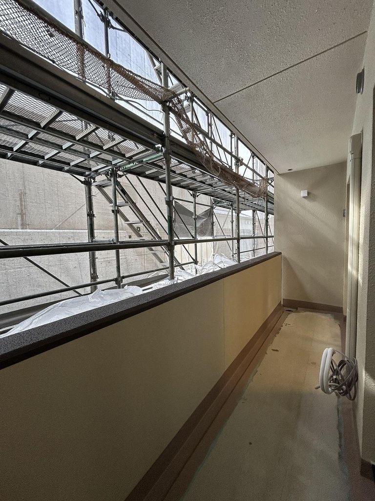 バルコニー　バルコニー