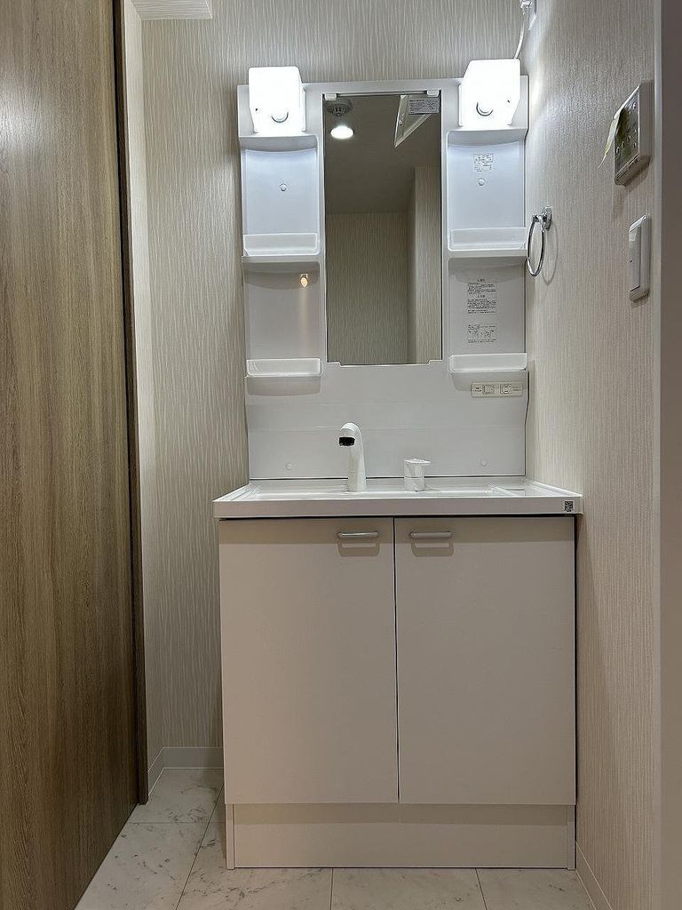 洗面設備　シャンプードレッサー